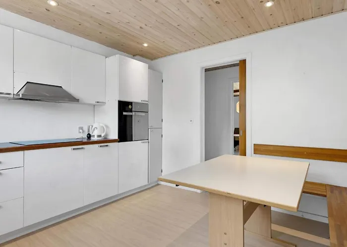 Сasa de vacaciones Spacious Pool House - By Traum *