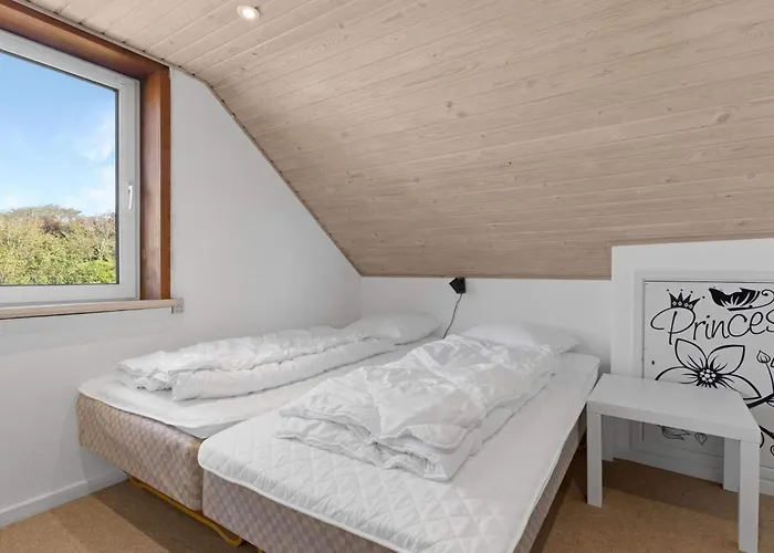 Сasa de vacaciones Spacious Pool House - By Traum *